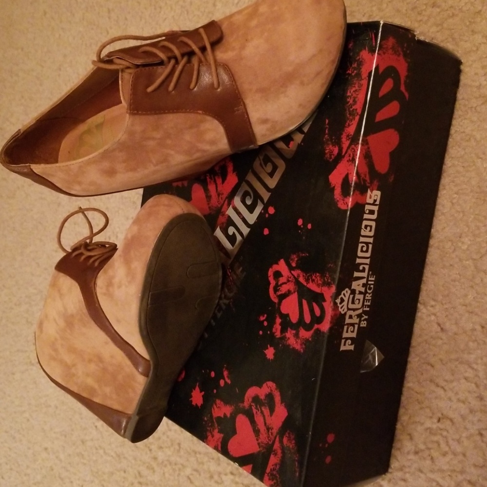 Shoes - Picture 3 of 3